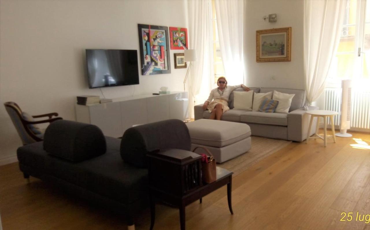 Piazza San Rocco Suite Art Verbania Exteriör bild