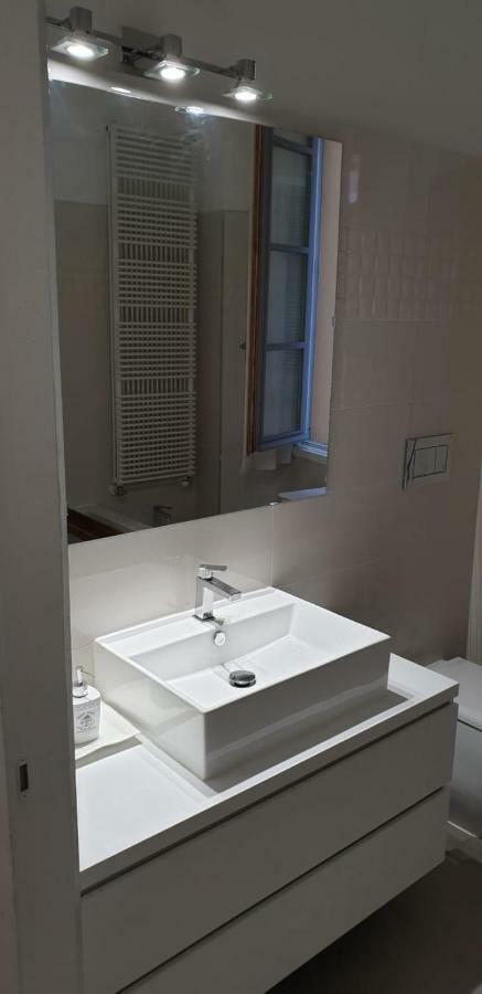 Piazza San Rocco Suite Art Verbania Exteriör bild